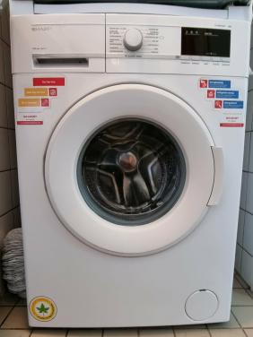 Sharp wasmachine 8 kg A+++ in prima staat