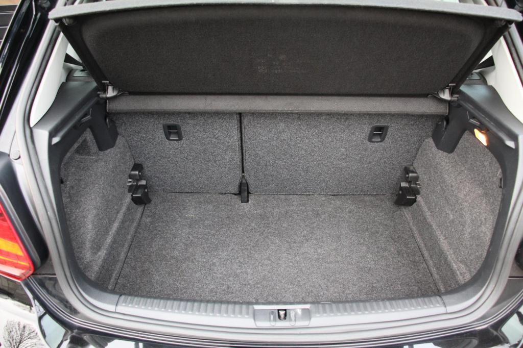 Volkswagen Polo 1.0 mpi comfortline - 5drs - stoel verwarming - pdc rondom 