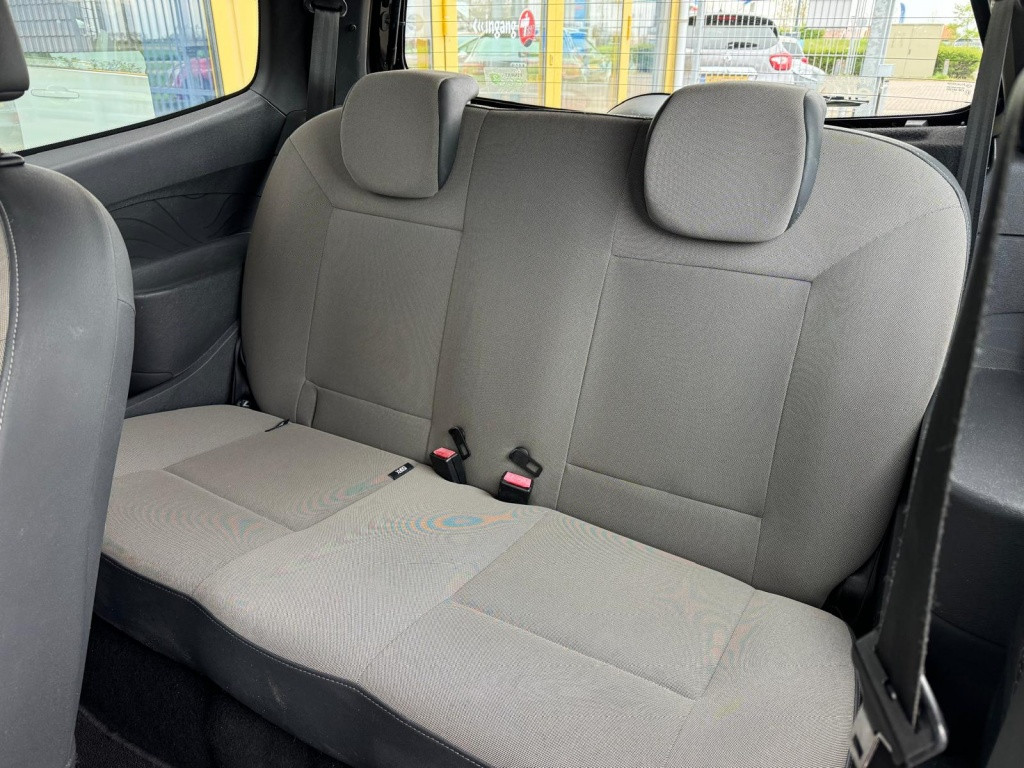 Renault Twingo 1.2-16v authentique