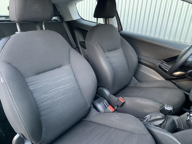 Peugeot 208 1.0 - v e r k o c h t