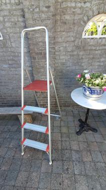 Aluminium keukentrapje