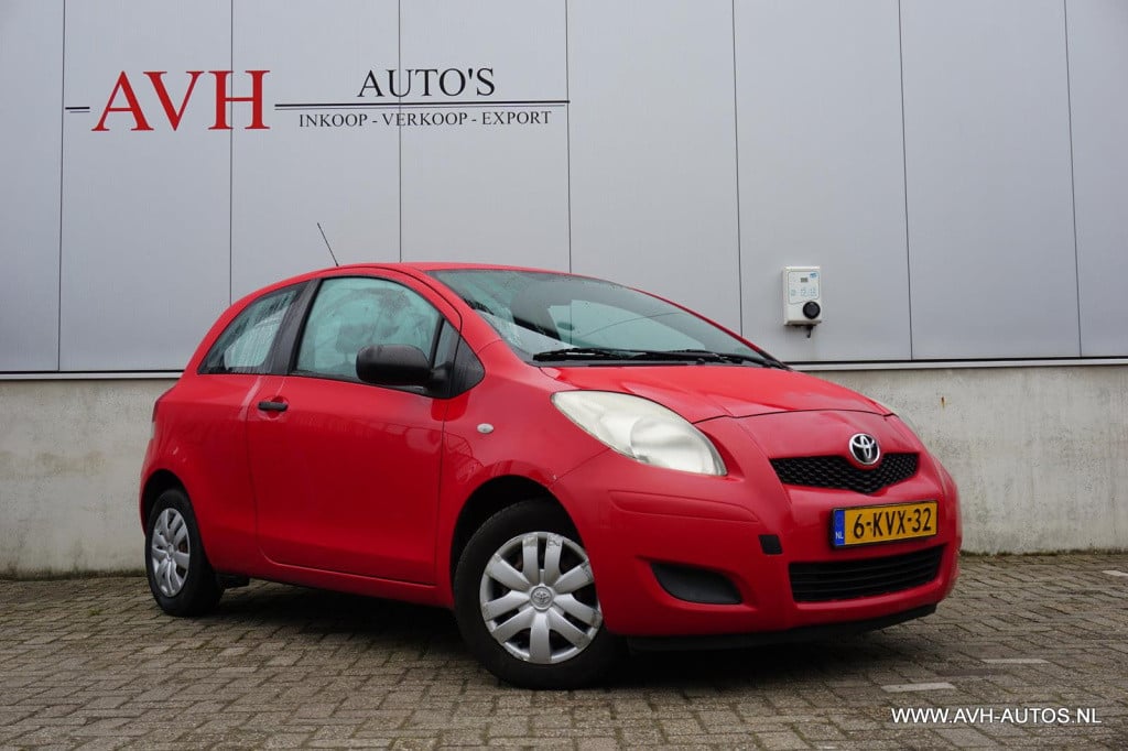 Toyota Yaris 1.0 vvti acces
