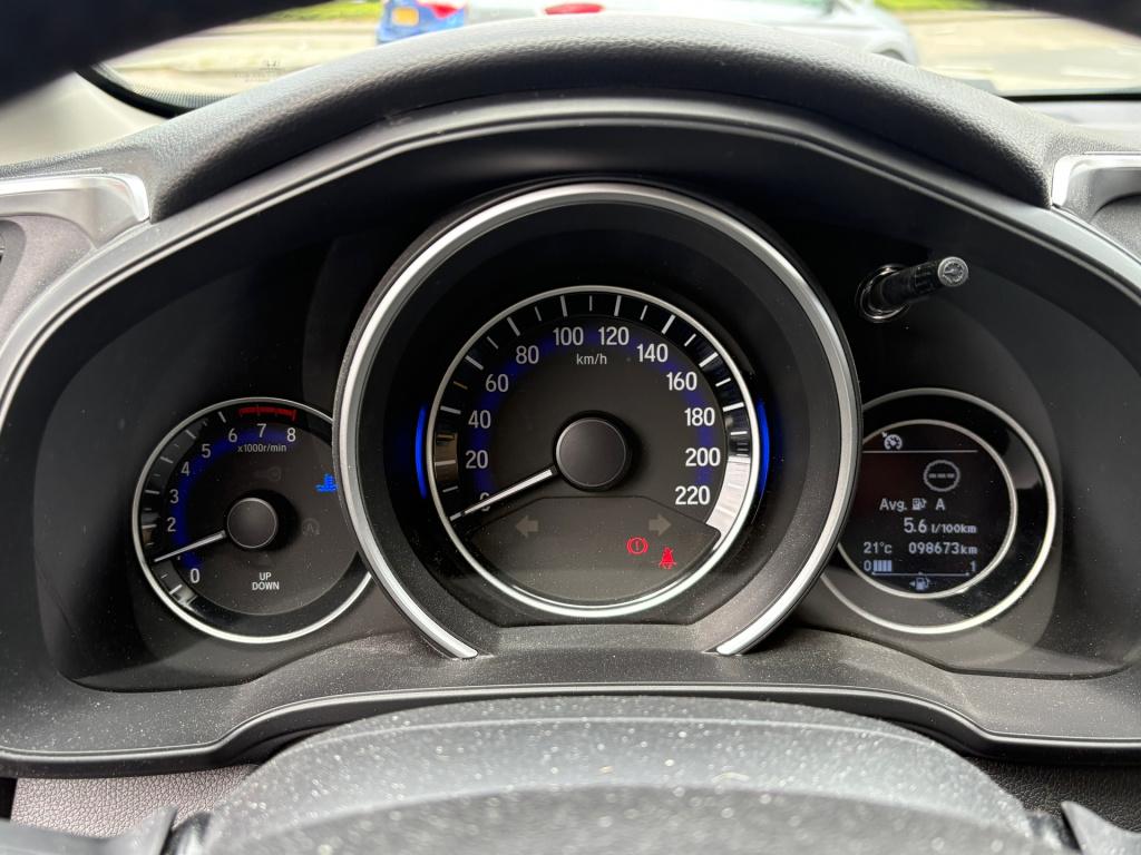 Honda Jazz 1.3 i-vtec elegance