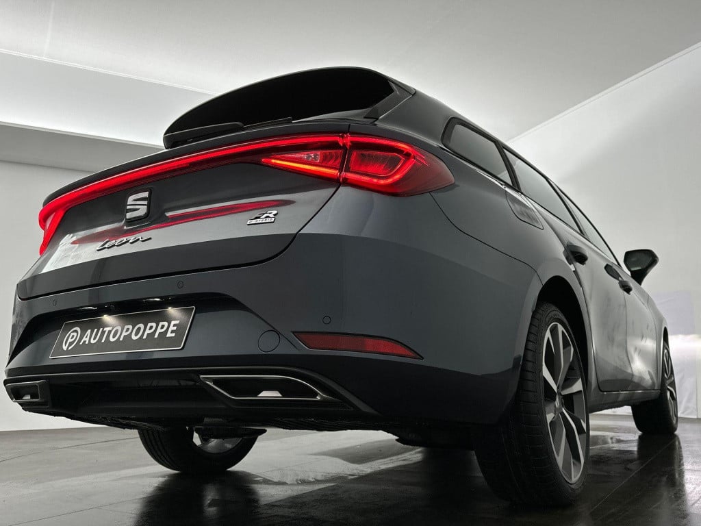 Seat Leon sportstourer fr phev first edition 1.5 tsi ehybrid 150kw / 204p