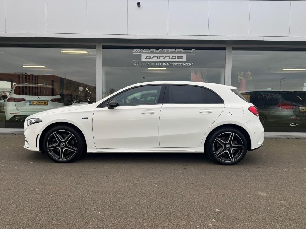 Mercedes-Benz A-Klasse 250 e business solution amg night limited automaat ,