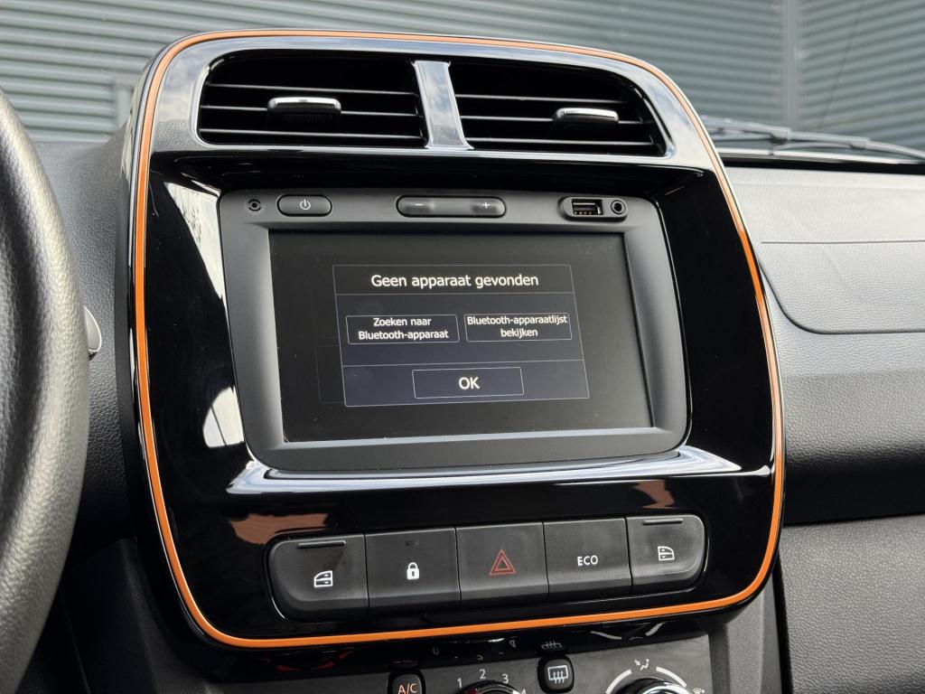 Dacia Spring comfort plus 27 kwh soh 95%, nl-auto meest luxe uitvoering!