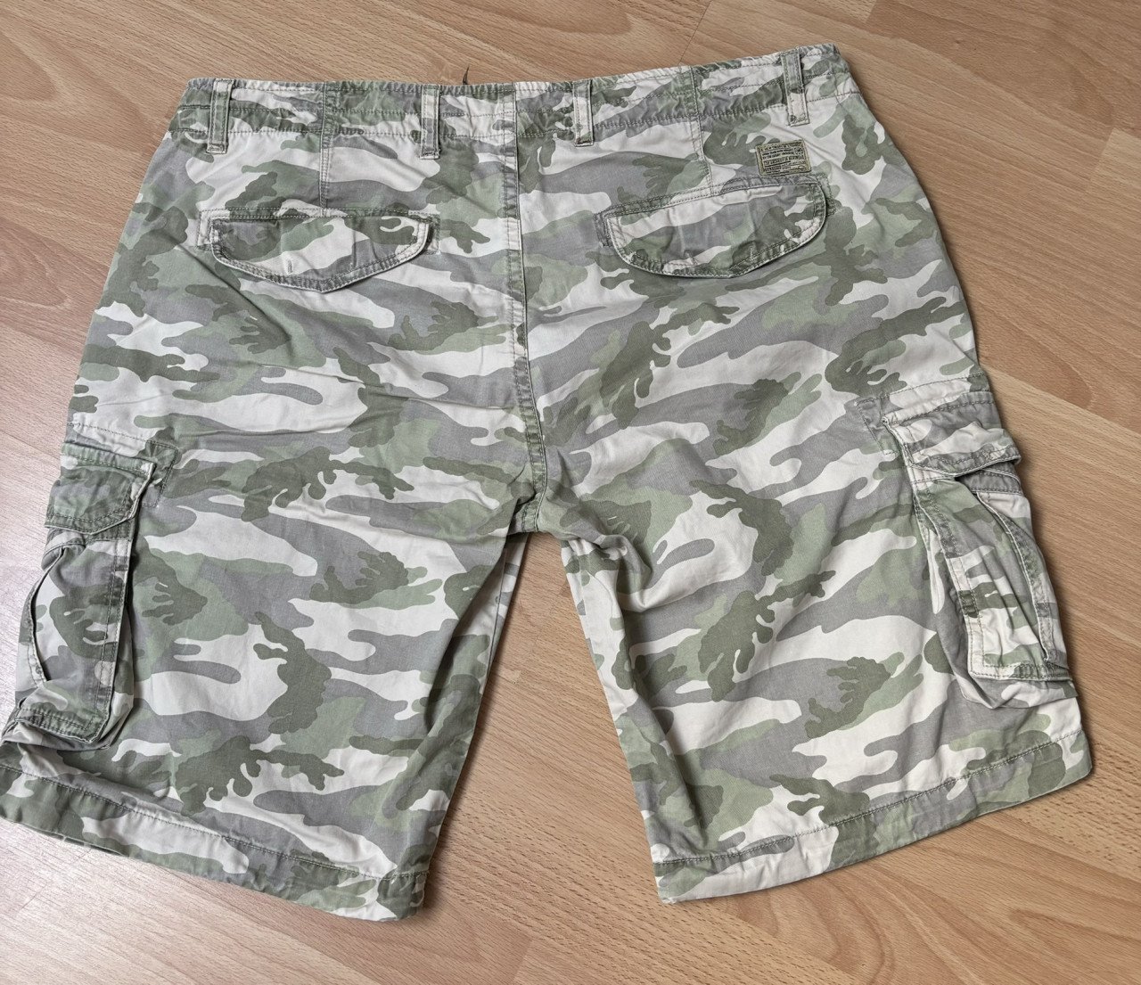 Dstrezzed herenshort maat 34
