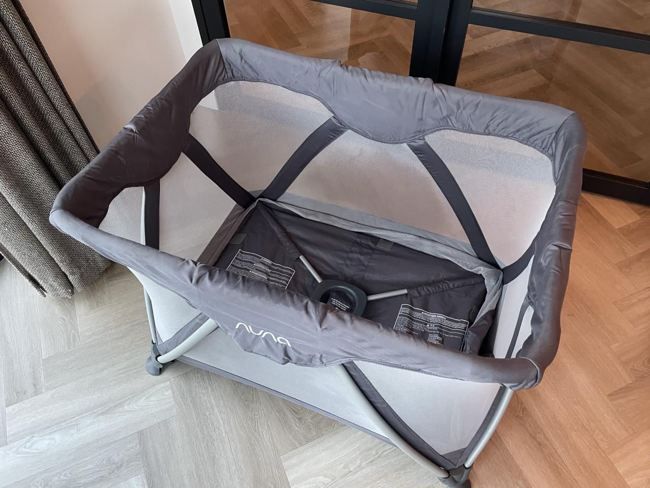 Nuna Sena Aire campingbedje – grijs – €65
