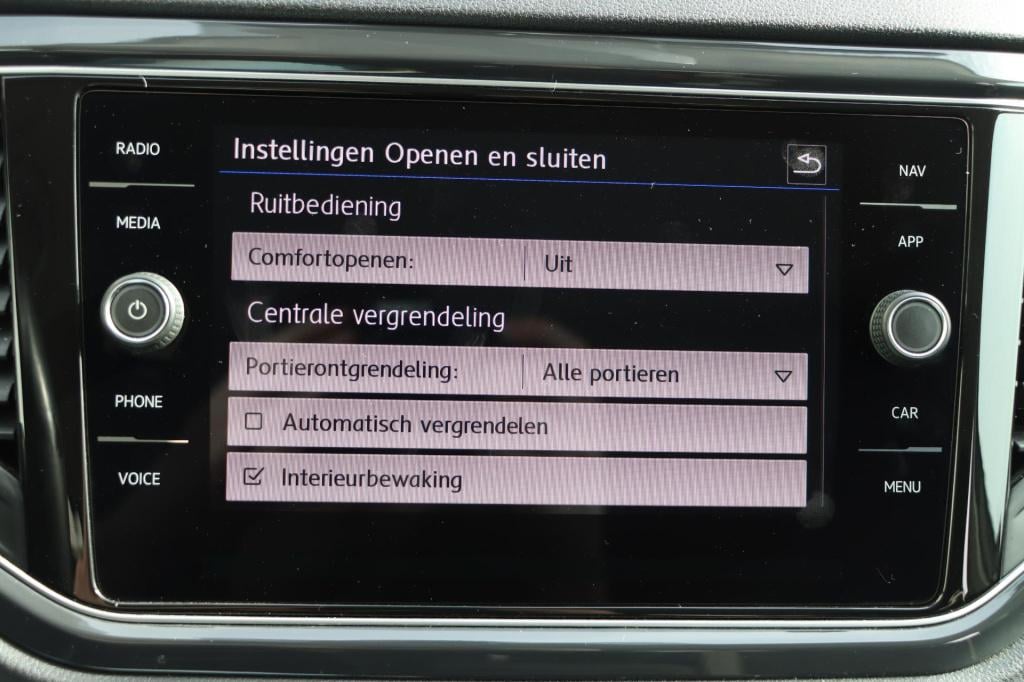 Volkswagen T-roc 1.5 tsi sport 150pk dsg7