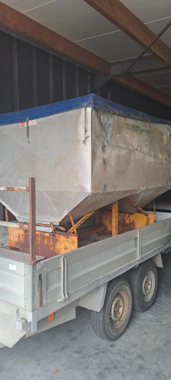 Kunstmestcontainer