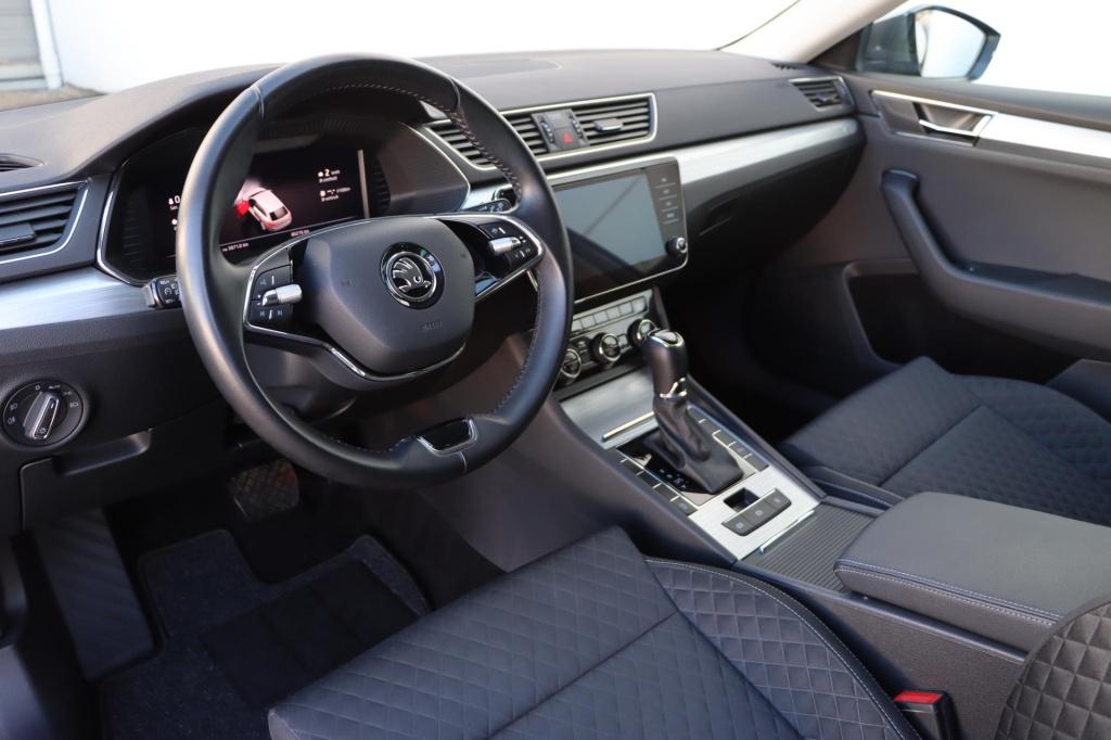 Skoda Superb combi 1.5 tsi act business edition 150pk