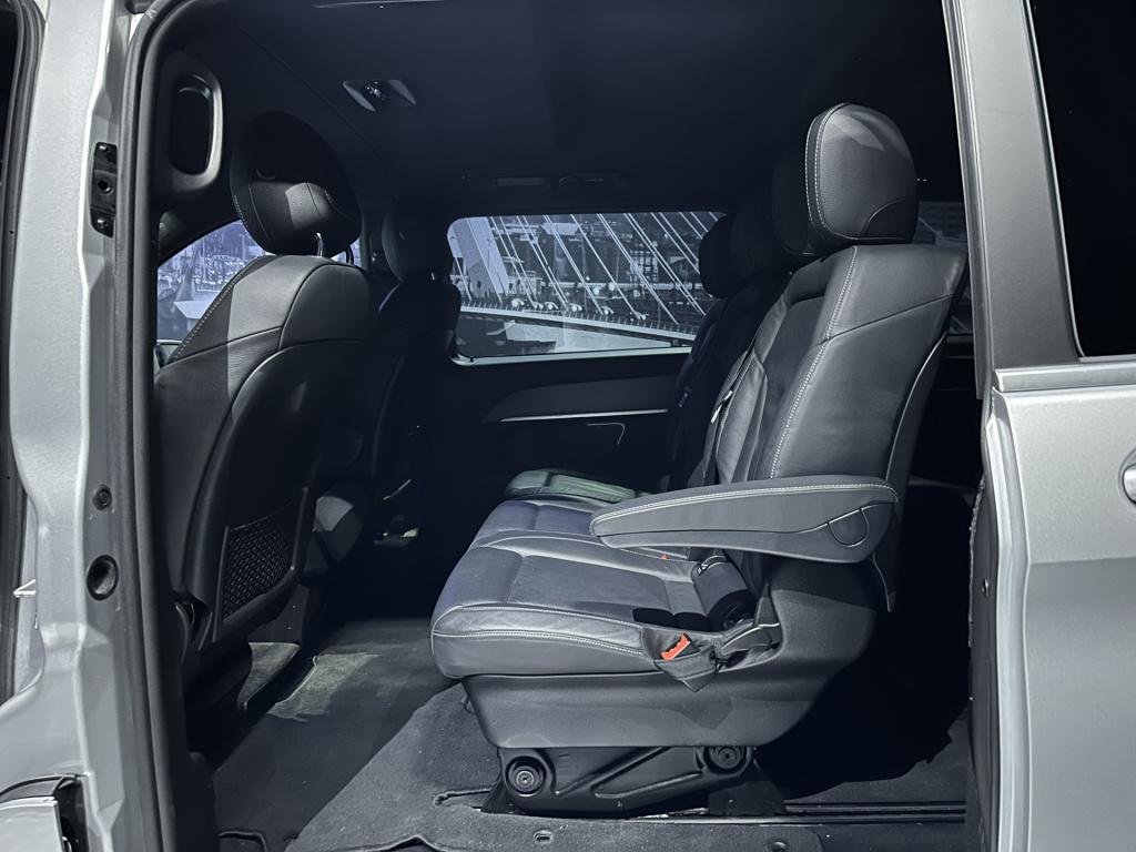 Mercedes-Benz V-Klasse 300d extra lang avantgarde *360camera*memory*trekhaa