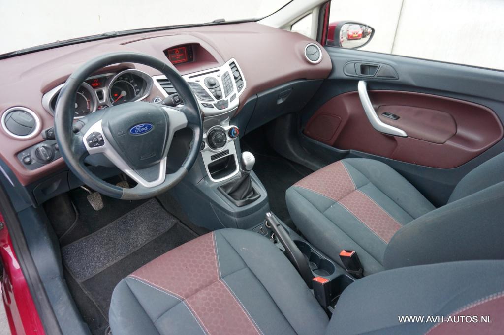 Ford Fiesta 1.25 ghia