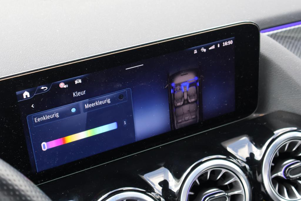 Mercedes-Benz B-Klasse 250 e amg line l panoramadak l 360 camera i head-up 
