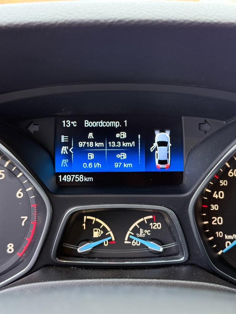 Ford Focus 1.0 - titanium edition