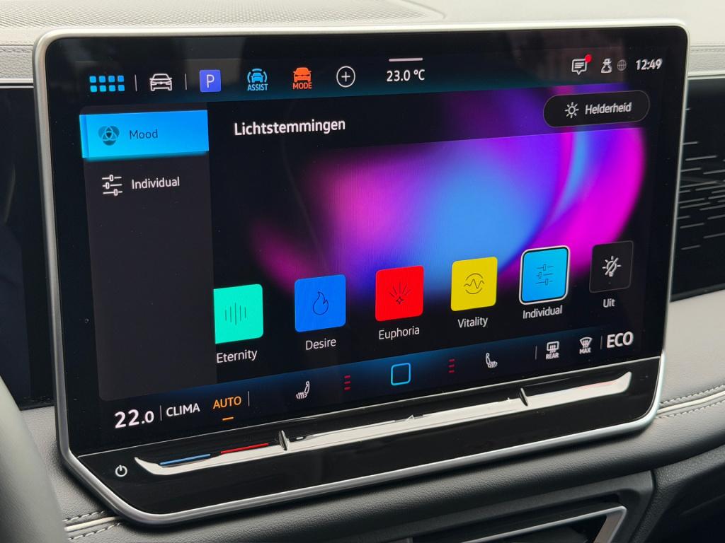 Volkswagen Tiguan 1.5 ehybrid elegance 204pk | trekhaak | 360 camera | all-