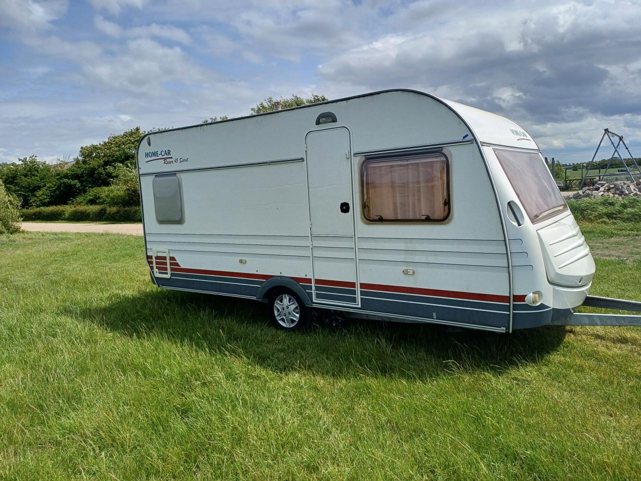 Home Car Caravan Met mover en voortent