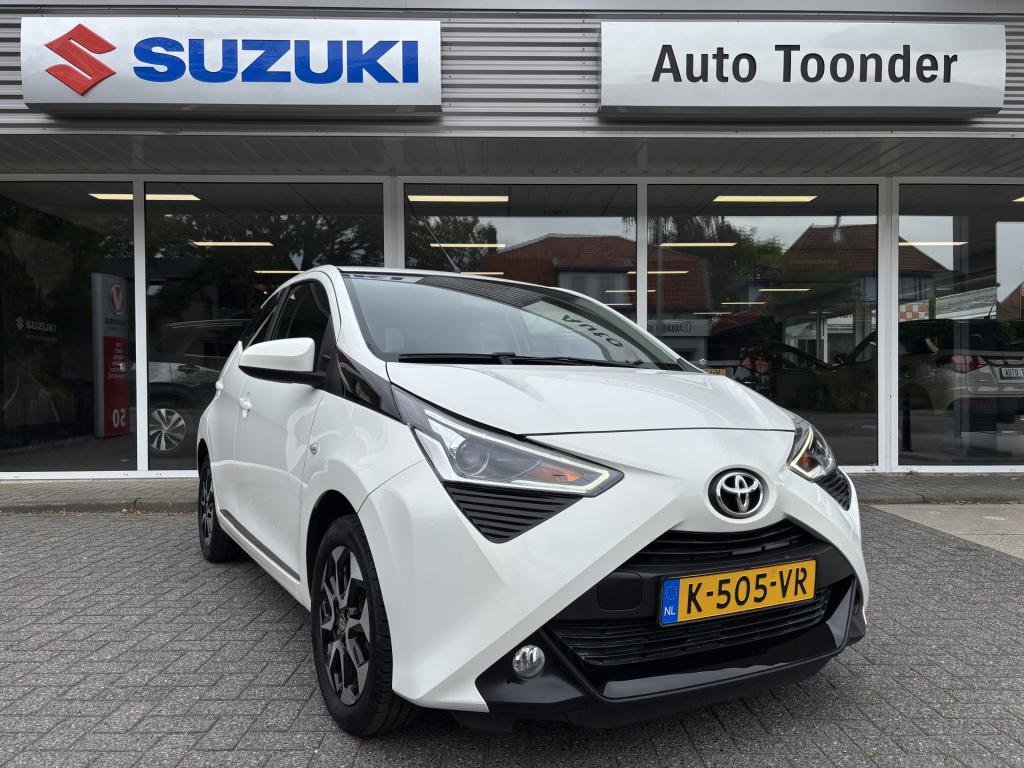 Toyota Aygo 1.0 vvti x-joy/camera/carplay/climate-control