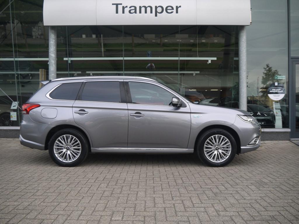 Mitsubishi Outlander 2.4 phev instyle|trekhaak|rijklaar