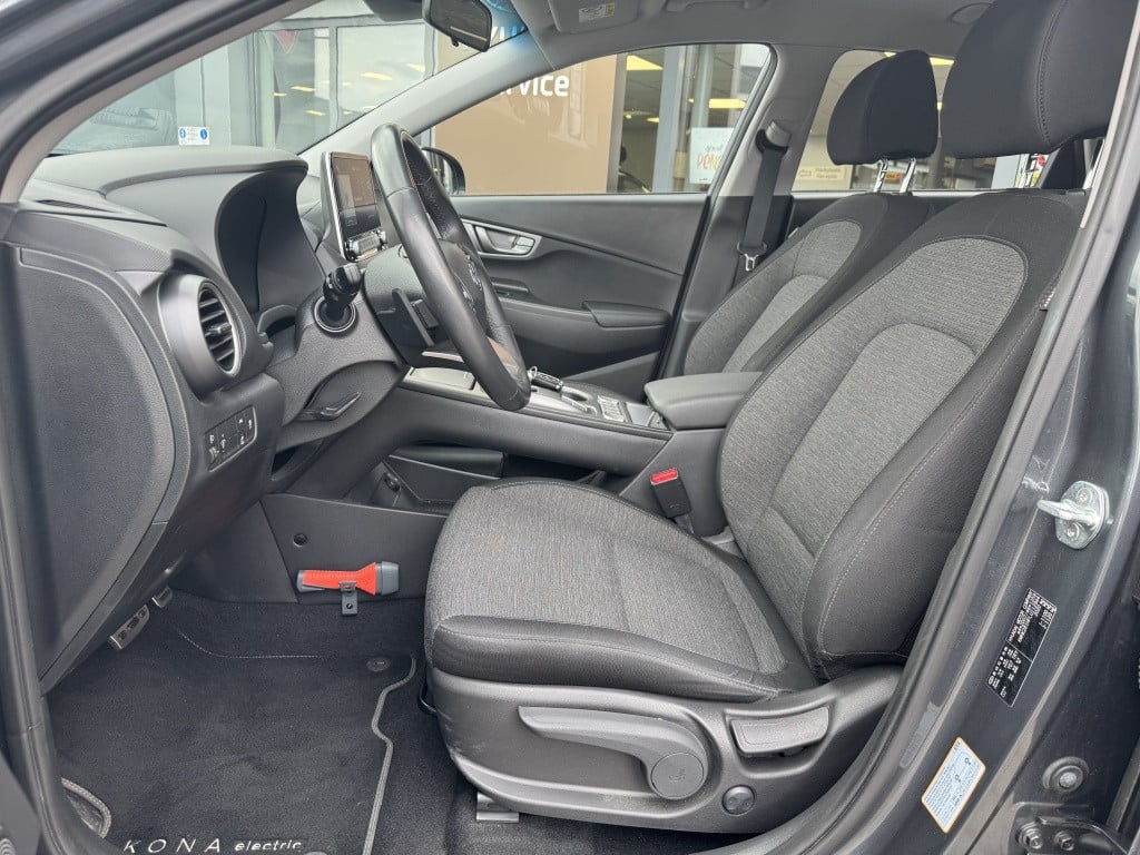 Hyundai Kona ev comf smart 39 kwh | 1e eigenaar | dealer onderhouden! |