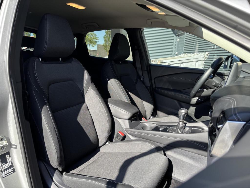 Nissan Qashqai 1.3 mhev n-connecta