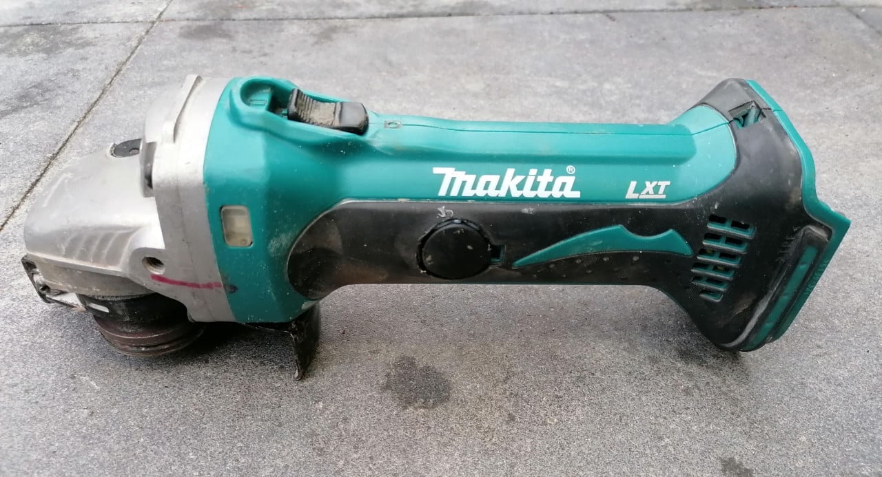 Slijpmachine accu  Makita