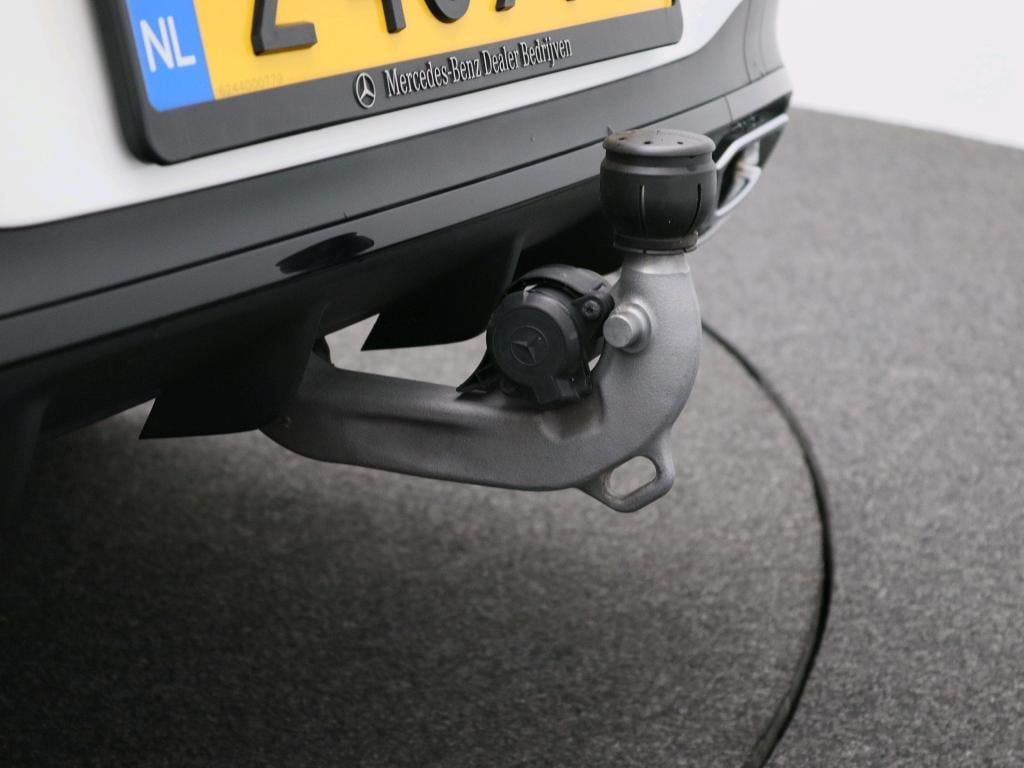 Mercedes-Benz Cla shooting brake 250 e amg plug-in hybride amg line | night