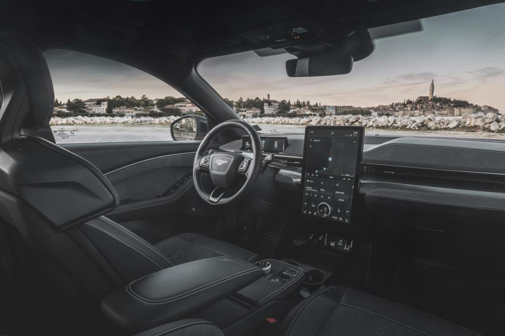Ford Mustang Mach-e gt extended awd 98 kwh | €5000.- korting | nieuw te bes