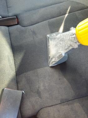 Dieptereiniging auto – zie en ruik het verschil