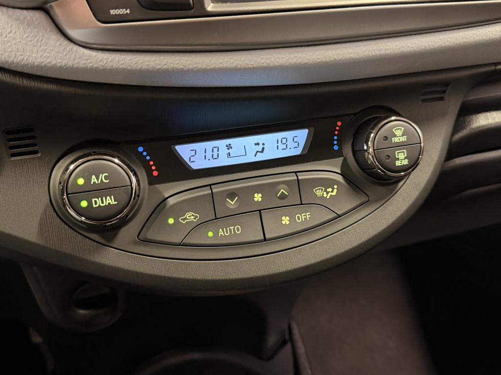 Toyota Yaris 1.5 hybrid dynamic