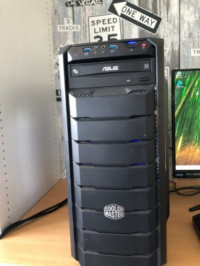 Ryzen 5/16gb/ssd+hdd/Gtx1050/24 inch curved 144hz msi Monitor