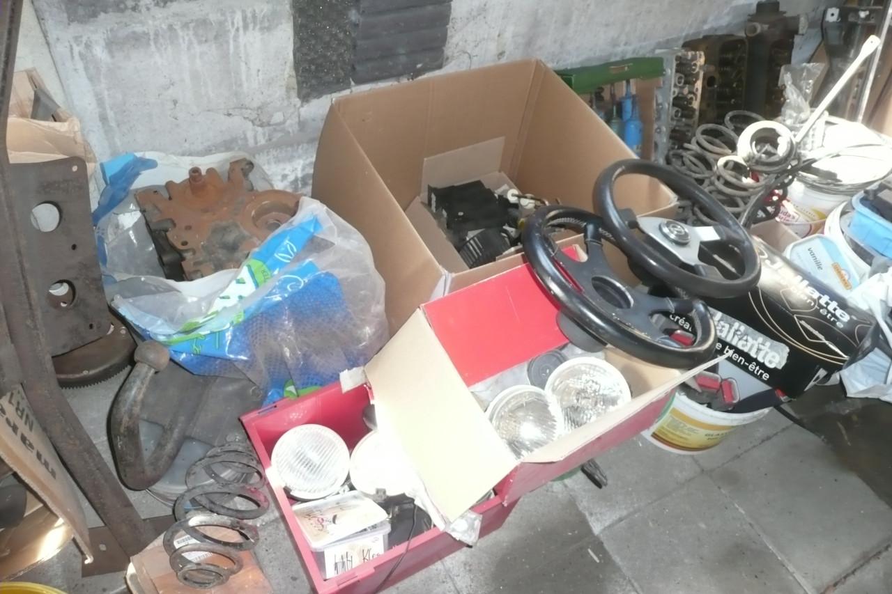 Diverse Opel autoonderdelen uit jaren 70-90