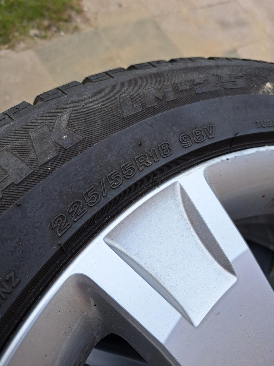 Winterbanden met velgen