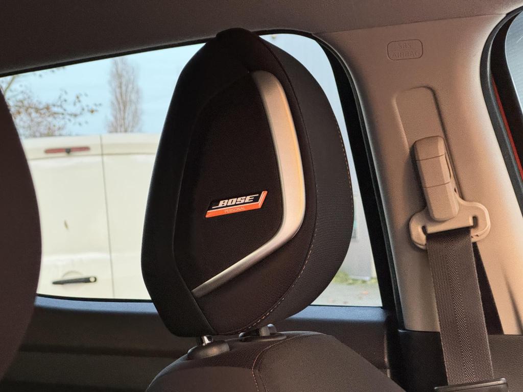 Nissan Micra 0.9 ig-t tekna nl-auto, luxe uitvoering!