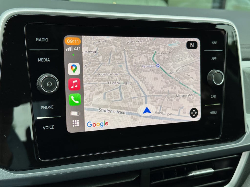 Volkswagen T-roc 1.5 tsi 150pk dsg style carplay | camera | keyless | elek.