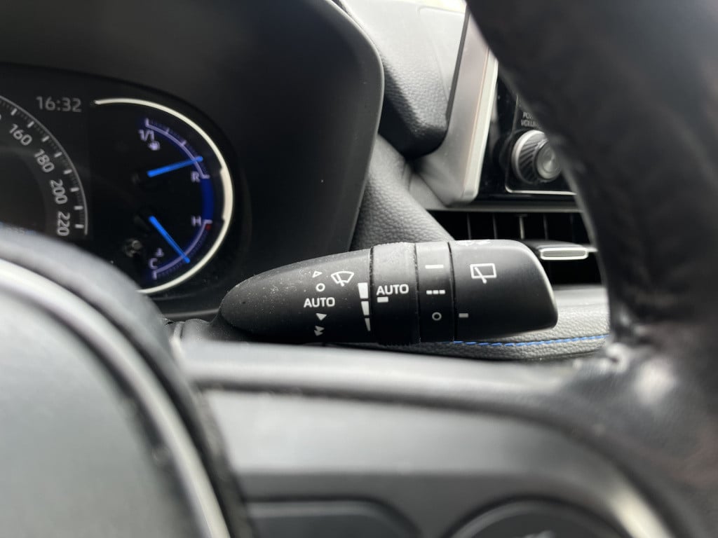 Toyota Rav4 2.5 hybrid bi-tone | navi | camera | stoel/stuurverw. | lmv