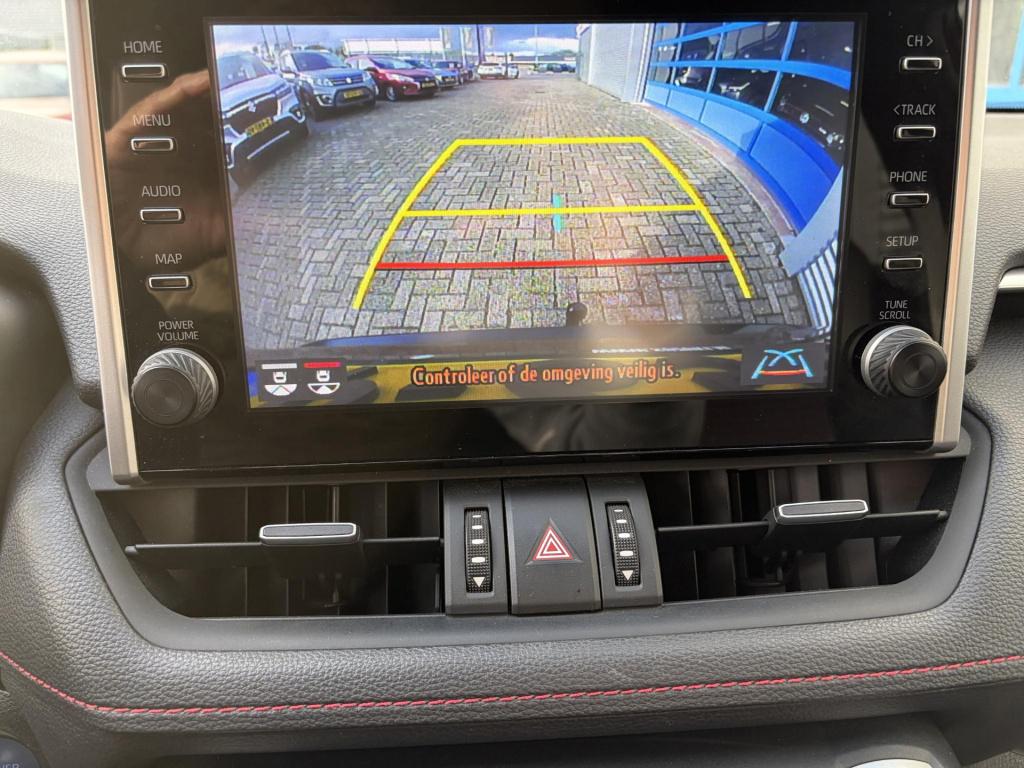Suzuki Across 2.5 plug-in hybrid style