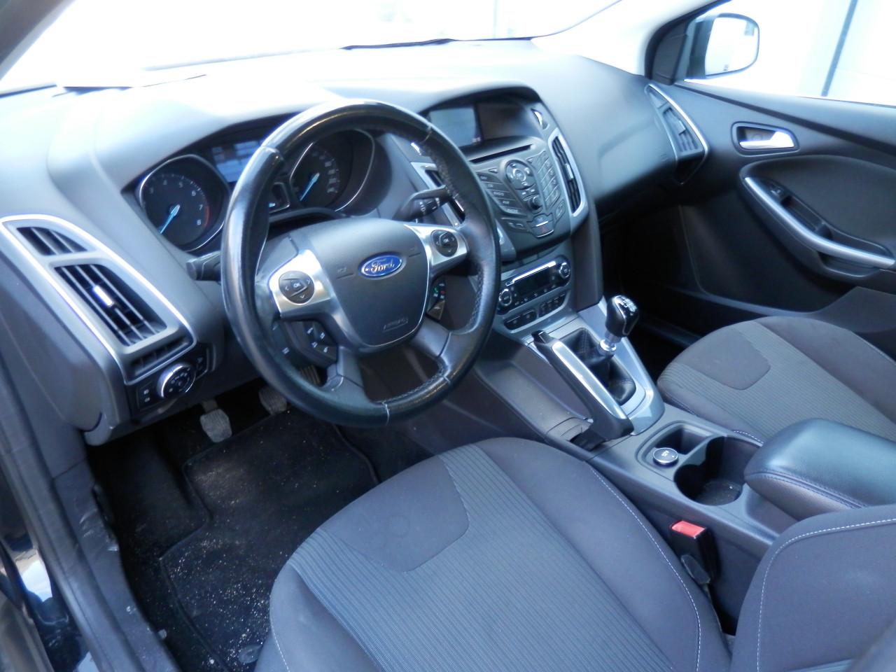 Auto Garant Biedt Aan: Ford Focus 1.6 Titanium