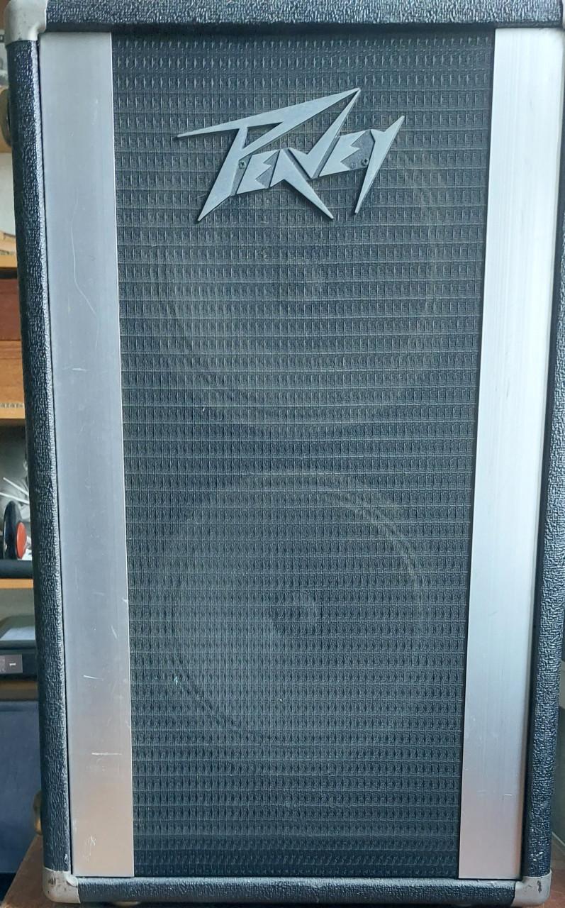 Peavey 210 Column 16 Ohm PA Speakers (Pair)