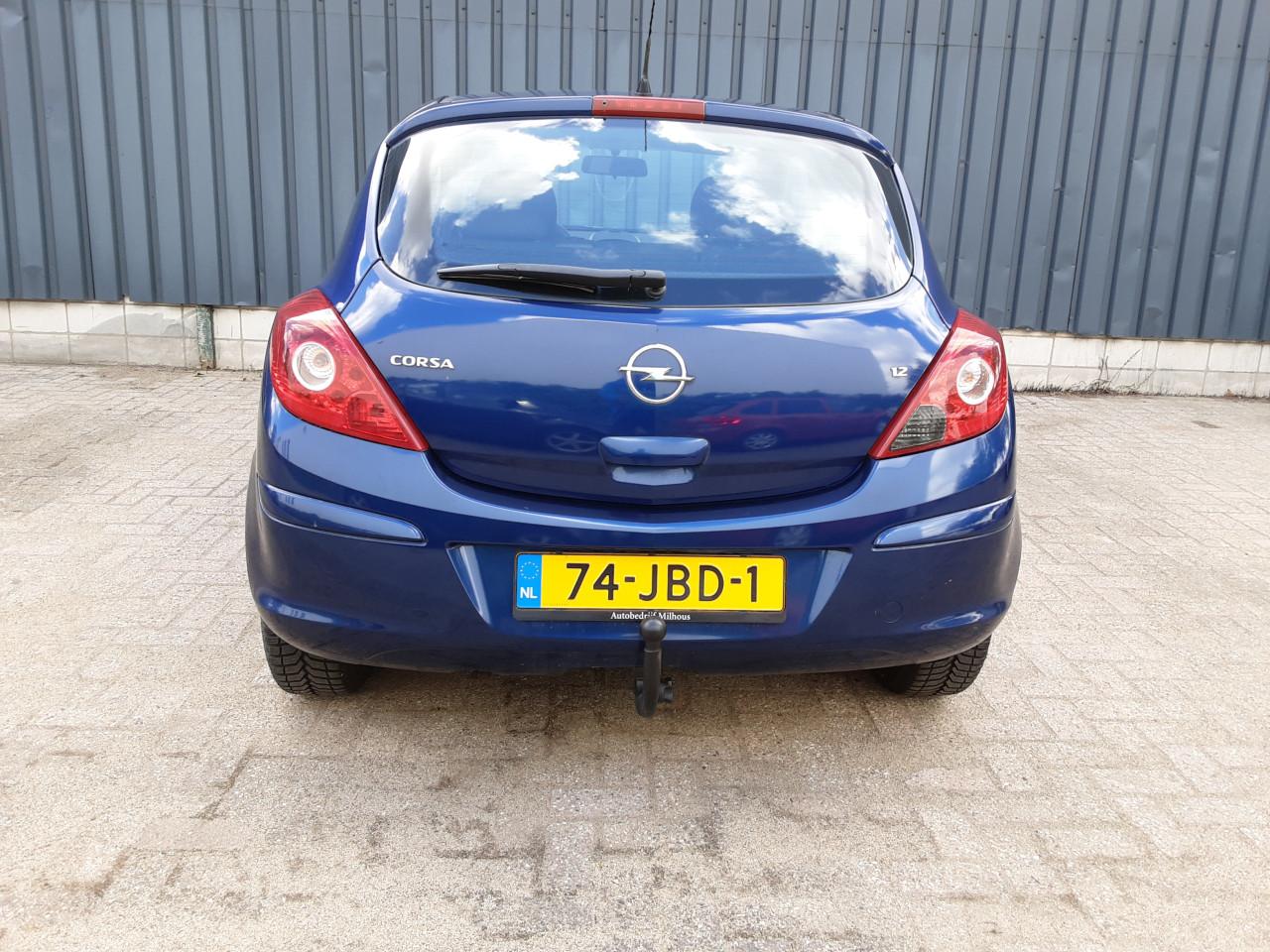 Opel Corsa 1.2-16V Enjoy 1e eigenaar