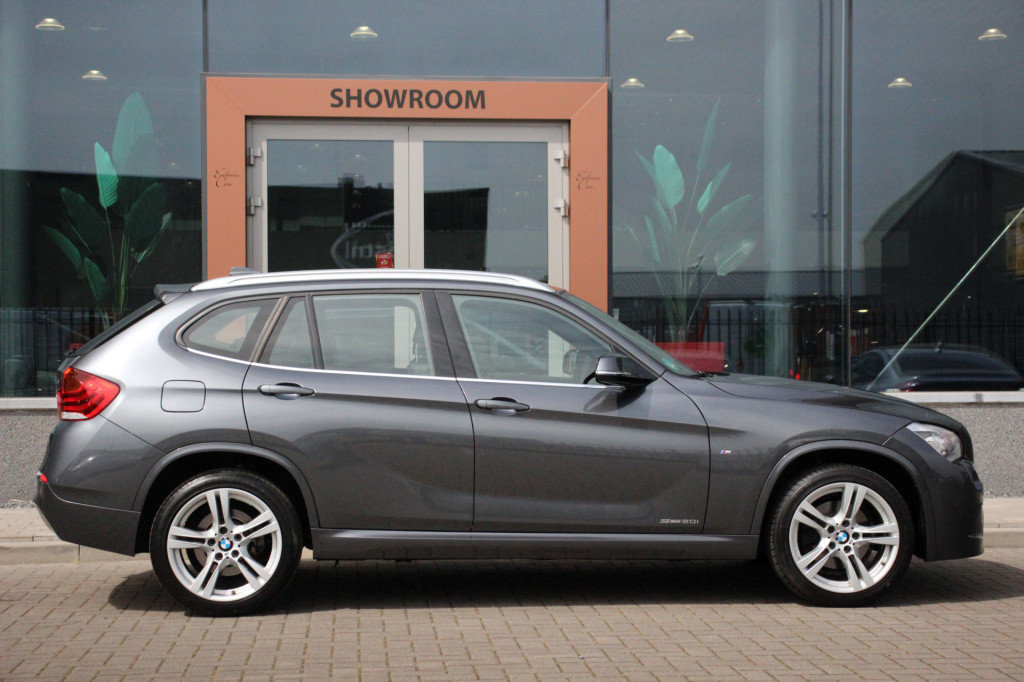 BMW X1 sdrive20i high executive | m-sport | cruise | leder |