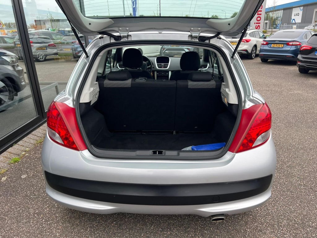 Peugeot 207 1.6 vti 16v 3drs