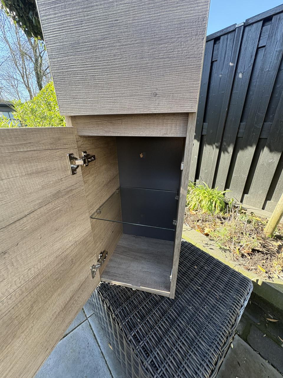 TeKoop Nieuwe kolom badkamerkast