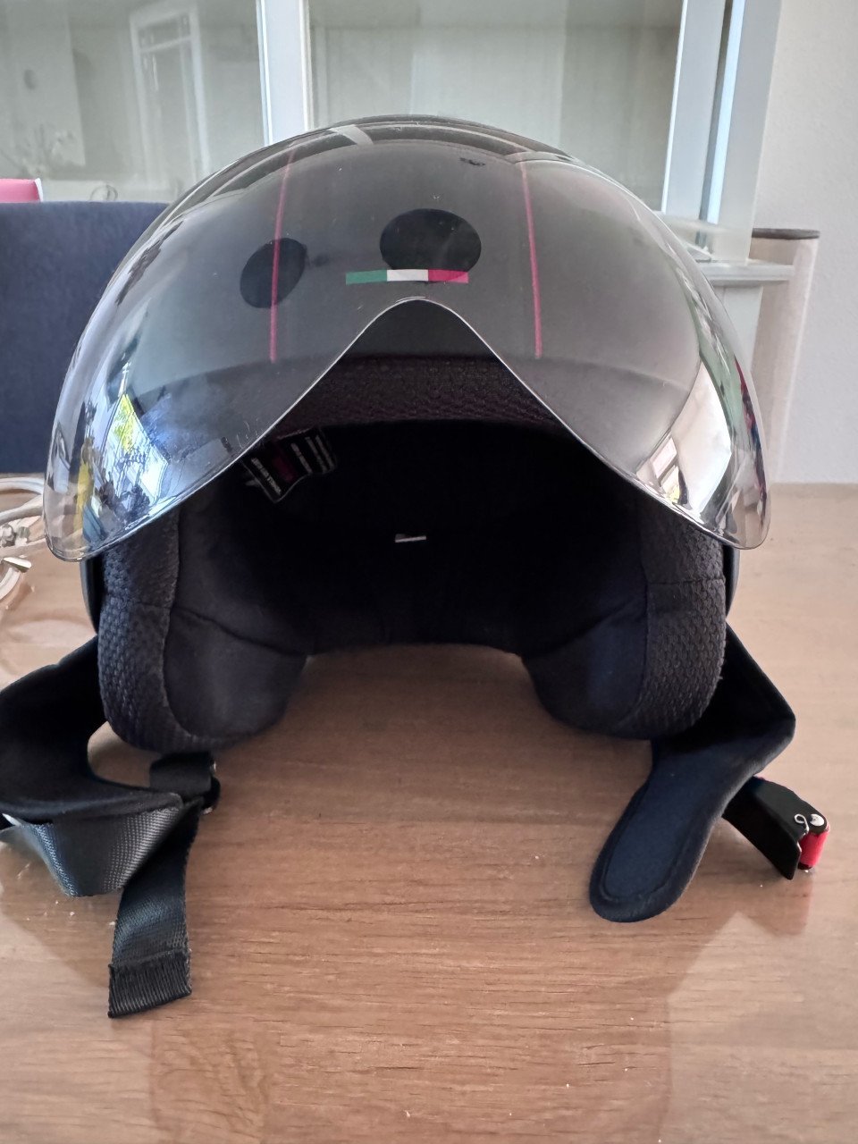 Beon disign scooter helm. (nieuw)