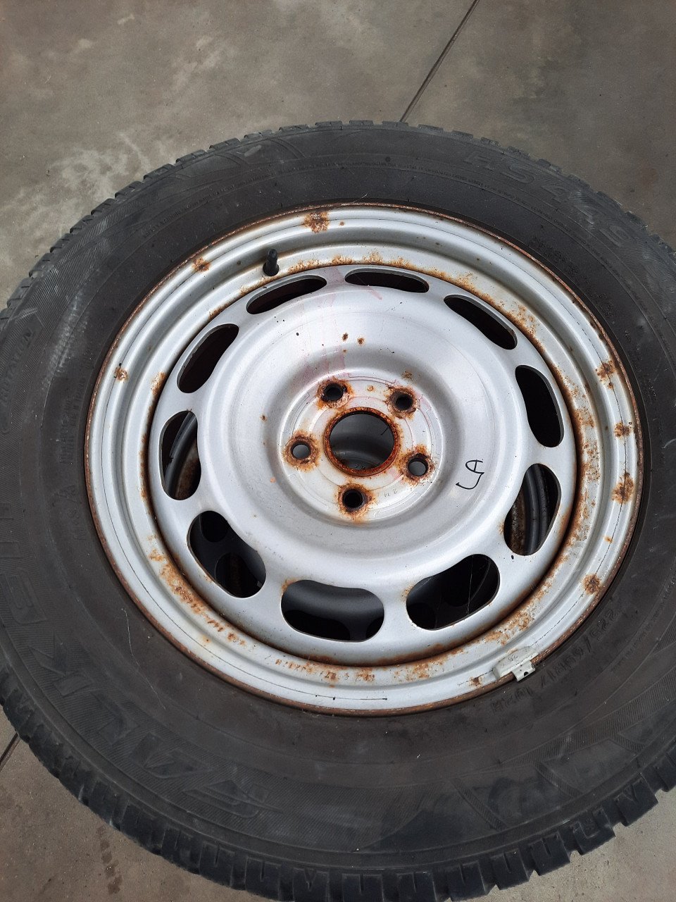 Setnr B2 winterbanden Toyota, Suzuki, Lexus 17 inch Falken