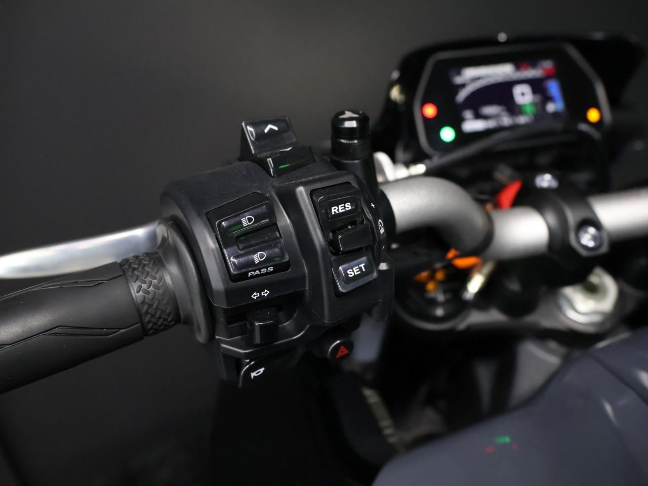 MT 10 ABS | Akrapovic