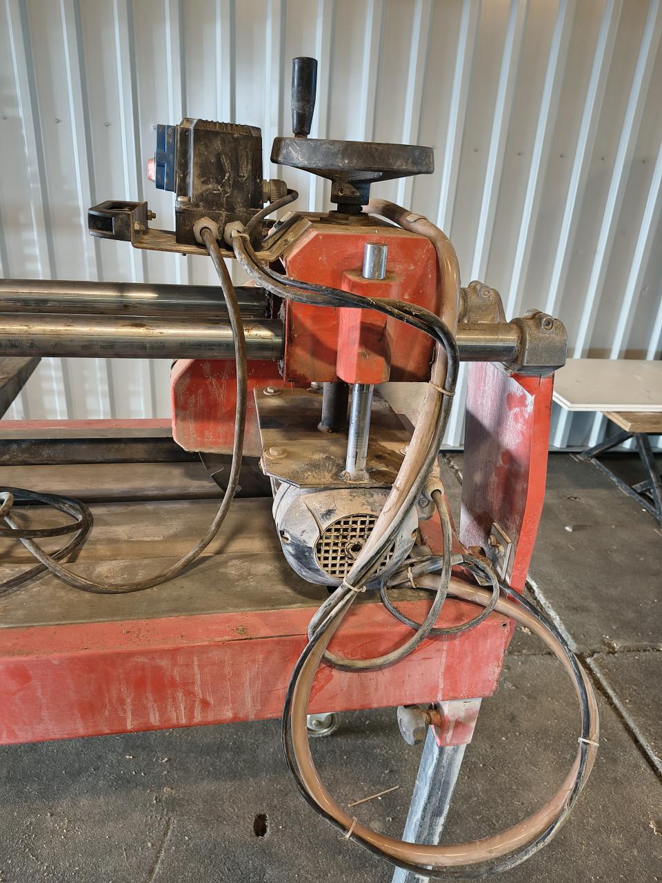 Tegelzaagmachine