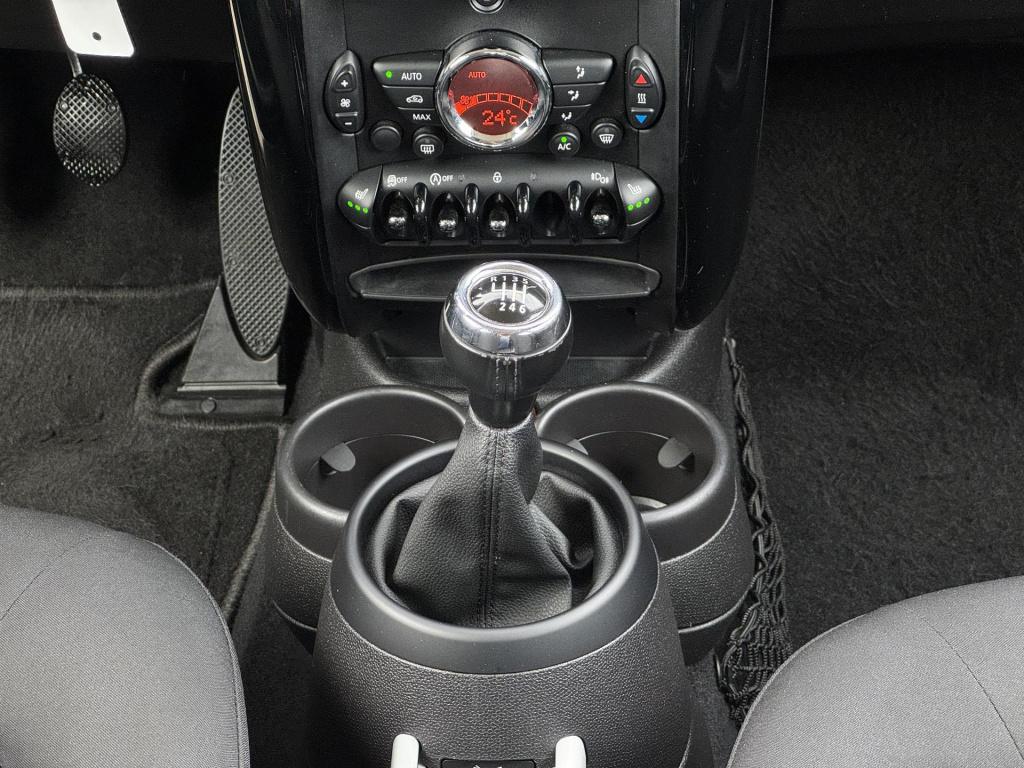 Mini Countryman mini 1.6 cooper | trekhaak | climate control | stoelverwarm