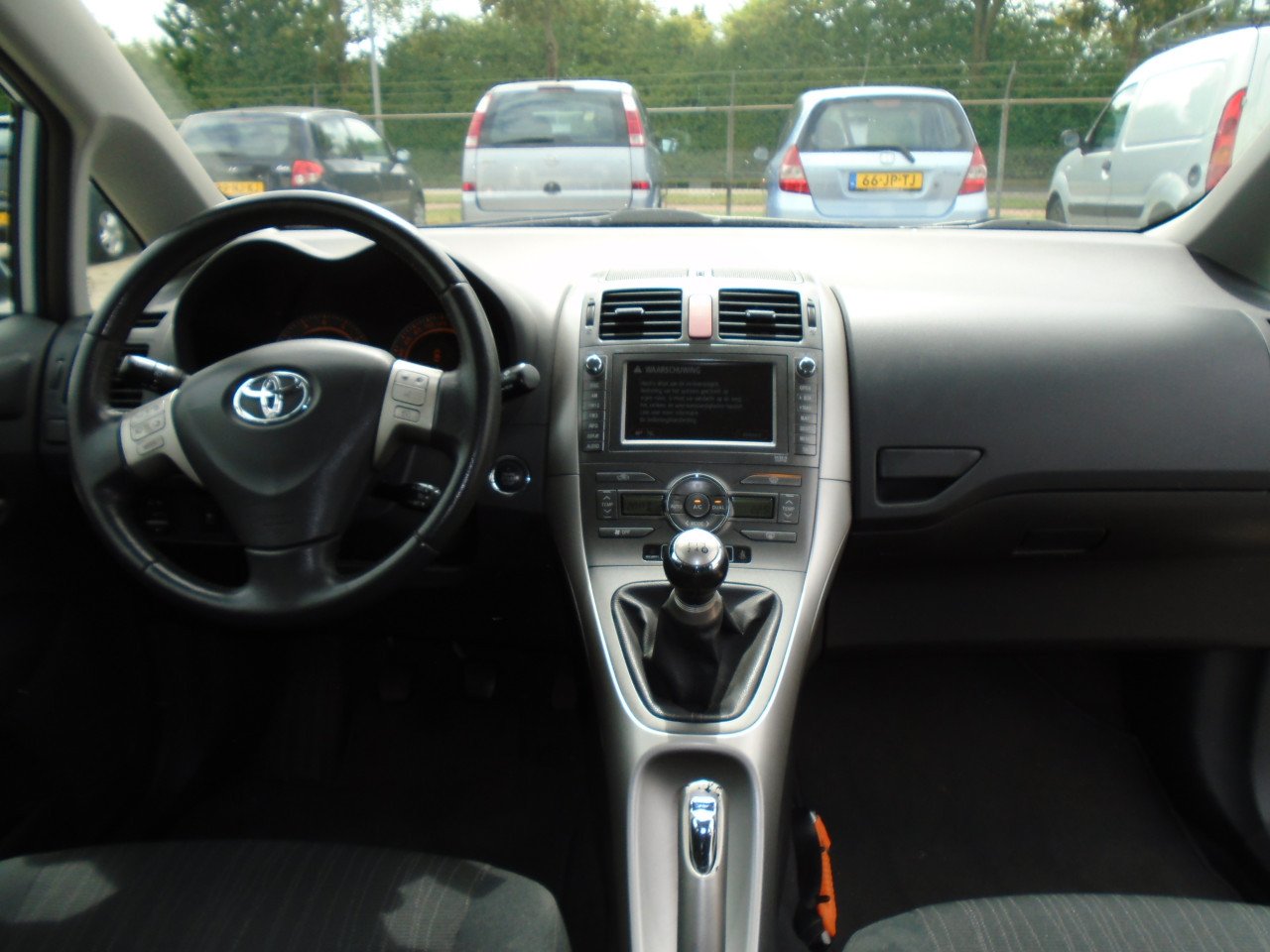 Toyota Auris 1.6 VVTi Vele extra's