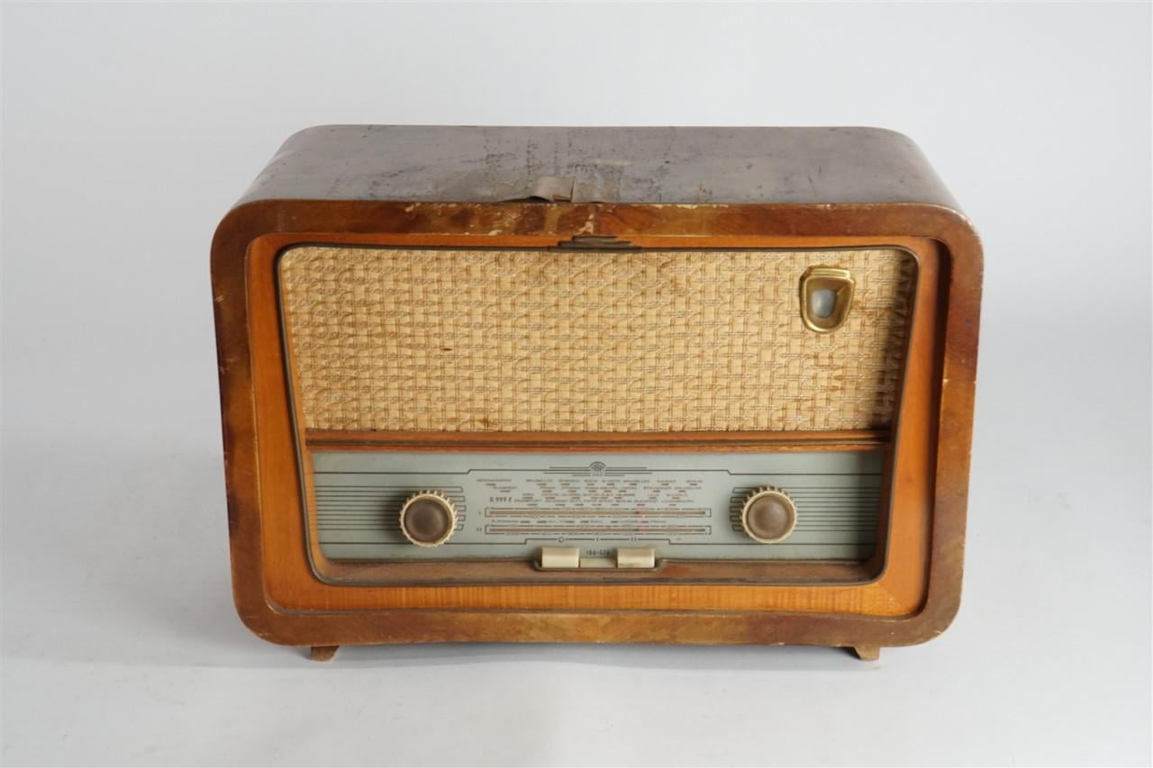 Antieke Stern-Radio Buisradio (Typ R999F)